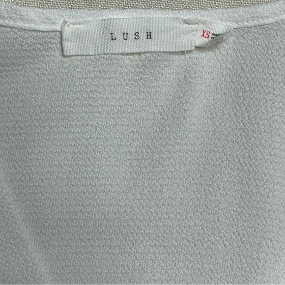 White Surplice Draped V-Neck Tank Nordstrom Lush - Picture 8 of 8